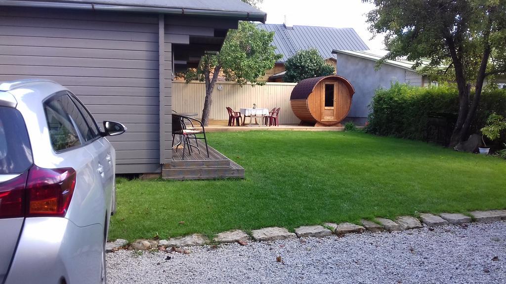 Reta Puhkemajad Villa Hapsal Exteriör bild