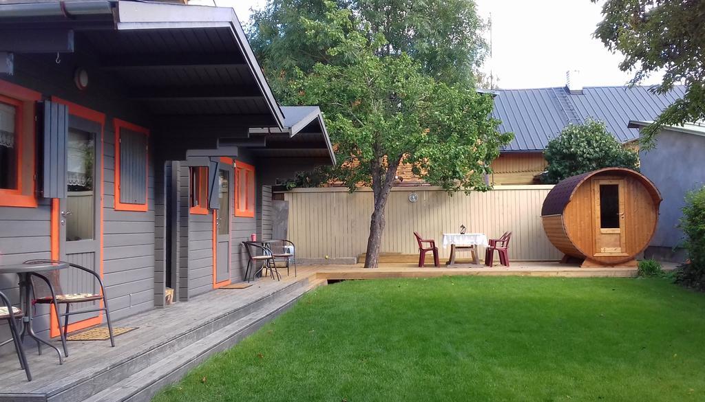 Reta Puhkemajad Villa Hapsal Exteriör bild