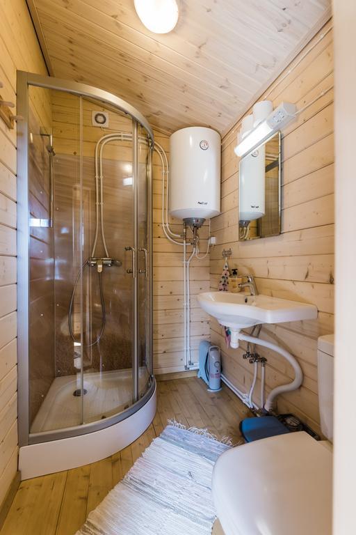 Reta Puhkemajad Villa Hapsal Exteriör bild