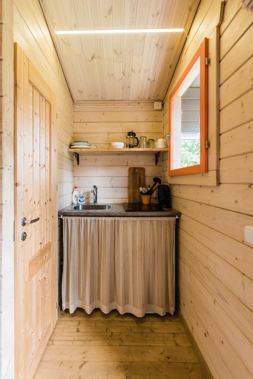 Reta Puhkemajad Villa Hapsal Exteriör bild