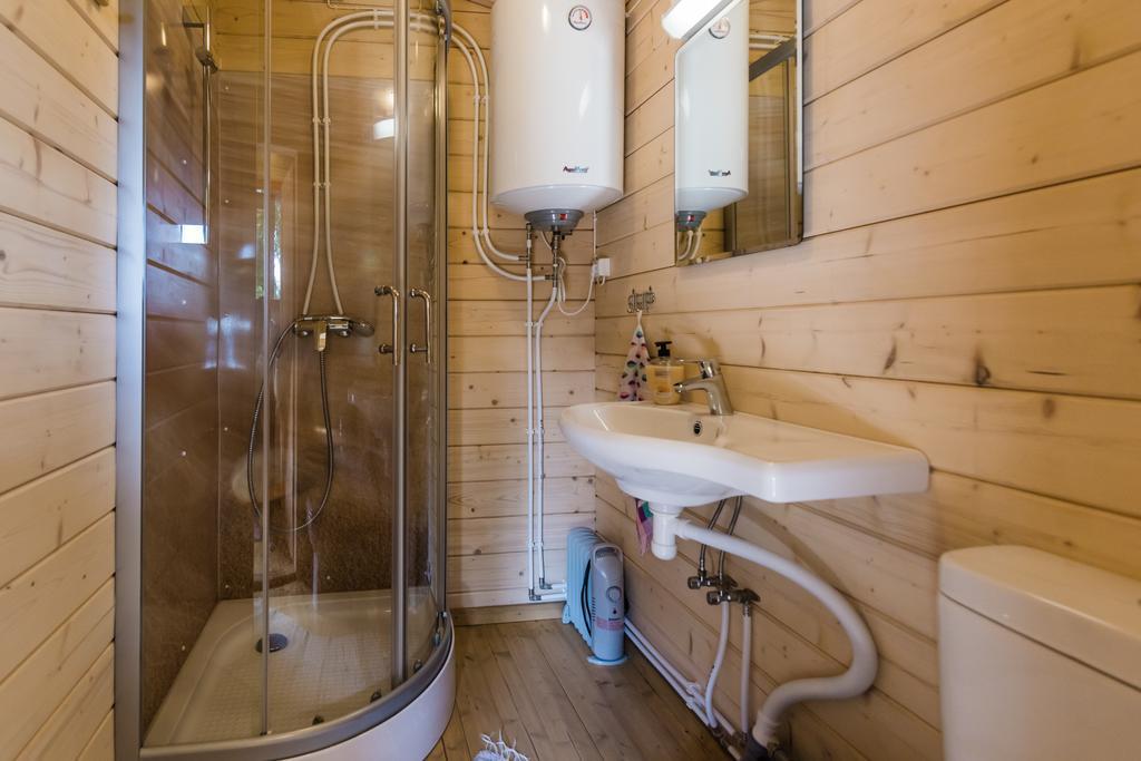 Reta Puhkemajad Villa Hapsal Exteriör bild
