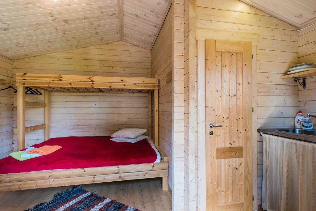 Reta Puhkemajad Villa Hapsal Exteriör bild